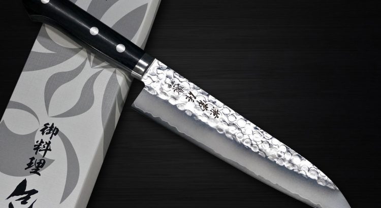 Kanetsune KC-940 VG1 Stainless Hammered Knife: A Blend of Precision, Beauty, and Durability